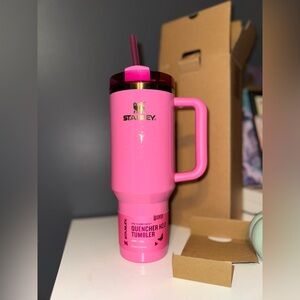 Stanley x Wicked 40 oz Glinda quencher tumbler